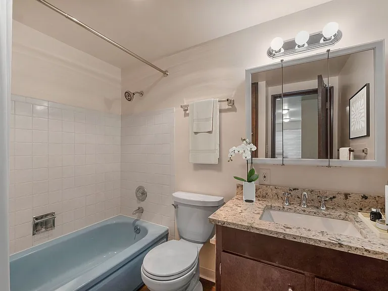 Rajah Apartments (119) — Photo 4