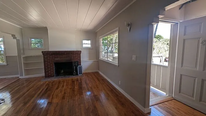 813 Cypress St — Photo 3