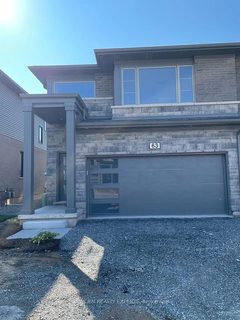 4 bed, $2,550 — Photo 1