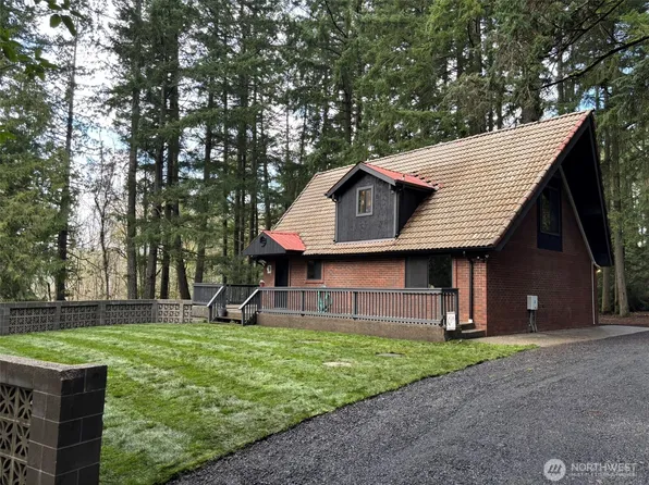 2103 46th Avenue NE, Olympia, WA 98506