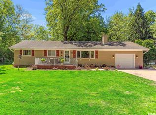 16766 E Cochise Ln, Cuba, IL 61427
