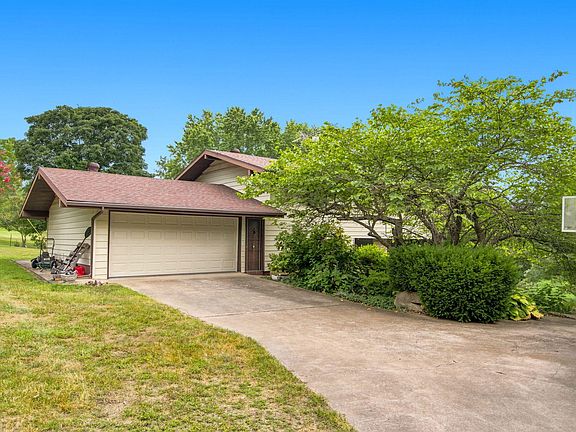 2nd image of 352 Clearspring Road