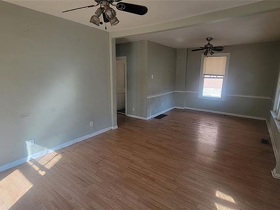 5th image of 3719 Neosho St