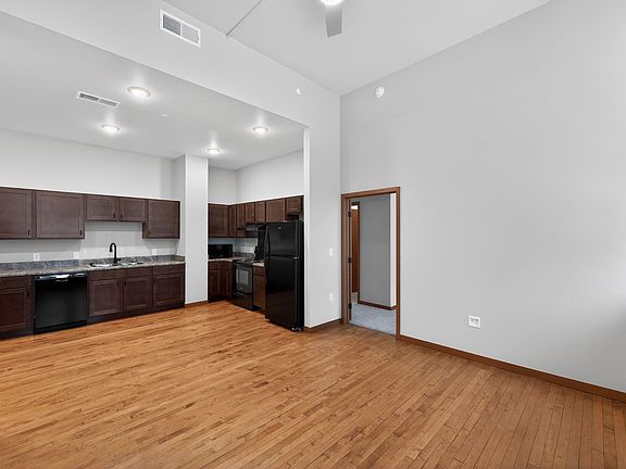 3rd image of 1520 Morningside Ave #211
