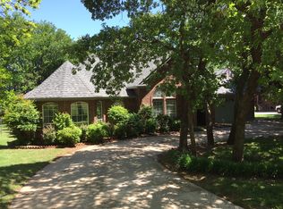 507 Clegern Dr, Edmond, OK 73034