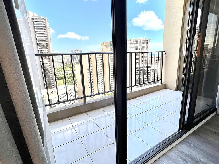 411 Hobron Ln #2505 — Photo 9