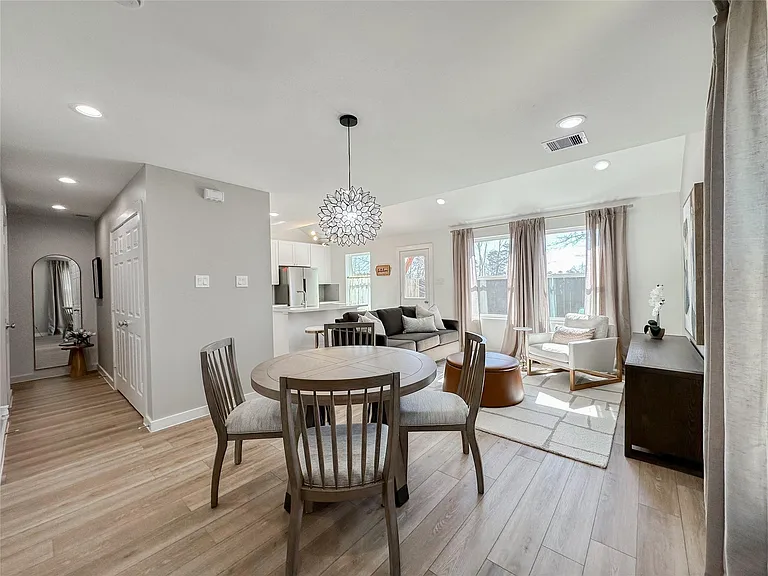 2710 Discovery Trails Ct — Photo 7