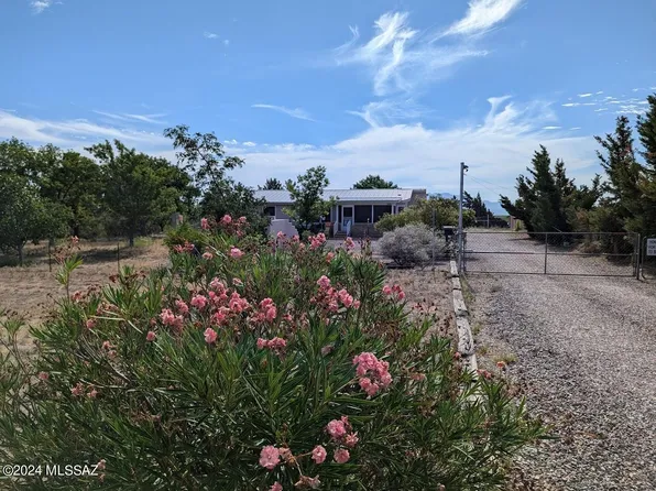 5495 E Olivia Ln, Hereford, AZ 85615