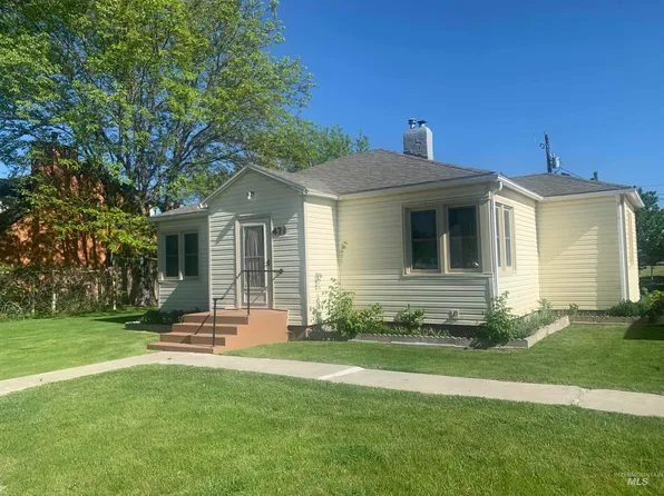 428 Orchard Dr, Gooding, ID 83330
