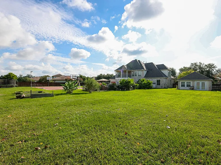 1904 Stonegrove Ct — Photo 19