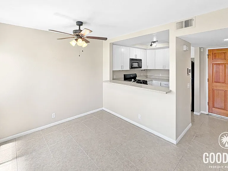 2956 Elm Tree Ct — Photo 3