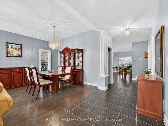 5th image of 60 Brownley Ln