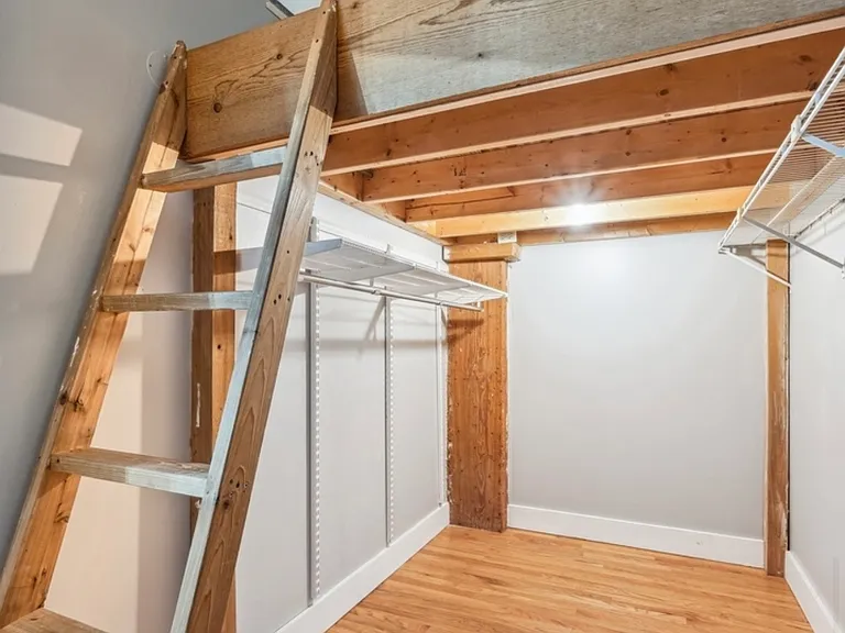 540 N Lake Shore Dr #321 — Photo 15