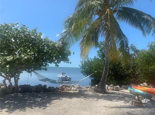 56 Pelican Rd, Grassy Key, FL 33050