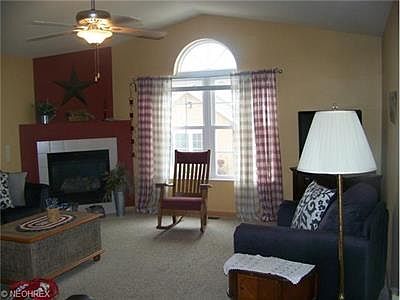 2nd image of 2457 Barrington Way Unit 333