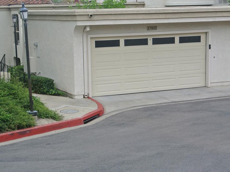 2 Car Garage