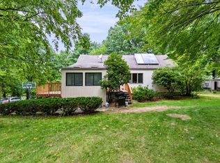 2 Quincy Dr, Derry, NH 03038