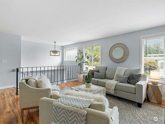3rd image of 5808 60th Drive NE