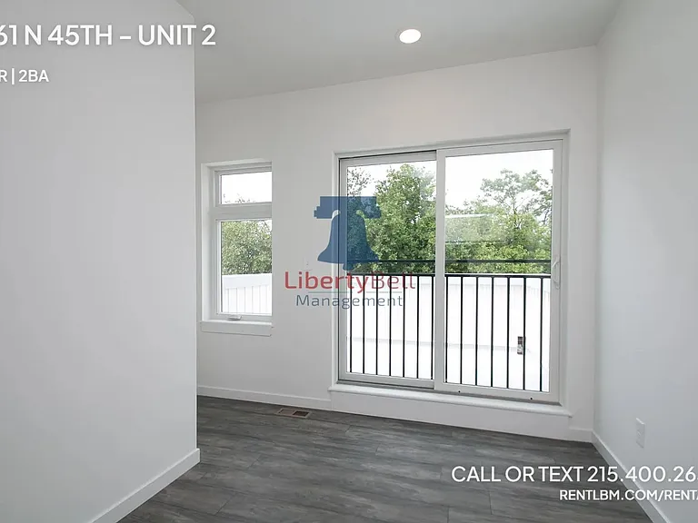 961 45th St — Photo 19