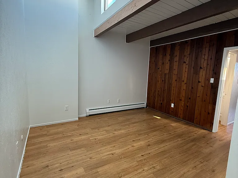 1900 Canyon Blvd #205 — Photo 8