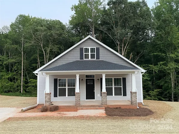 708 Dalton Creek Ln, Stanley, NC 28164