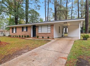 628 Daniels Rd, Ball, LA 71405