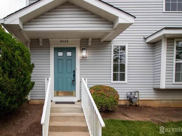 3002 Kapalua Ct, Freehold, NJ 07728