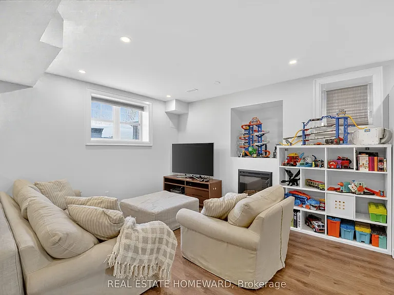 3329 Vernon Powell Dr — Photo 35