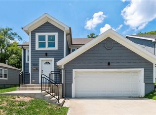 9114 Grand Ave, Kansas City, MO 64114