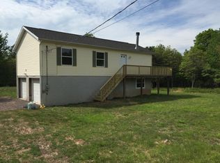 43 Berryman Ln, Albrightsville, PA 18210