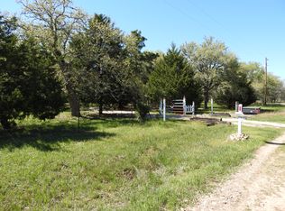 104 County Road 14c, Hallettsville, TX 77964