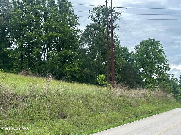4th image of Blackwater Rd