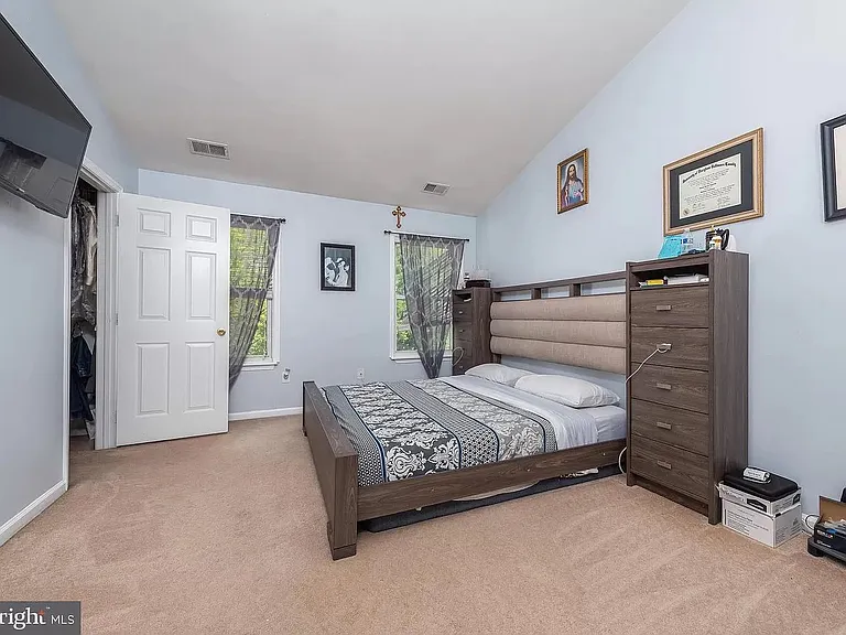 3906 Cotton Tree Ln — Photo 14