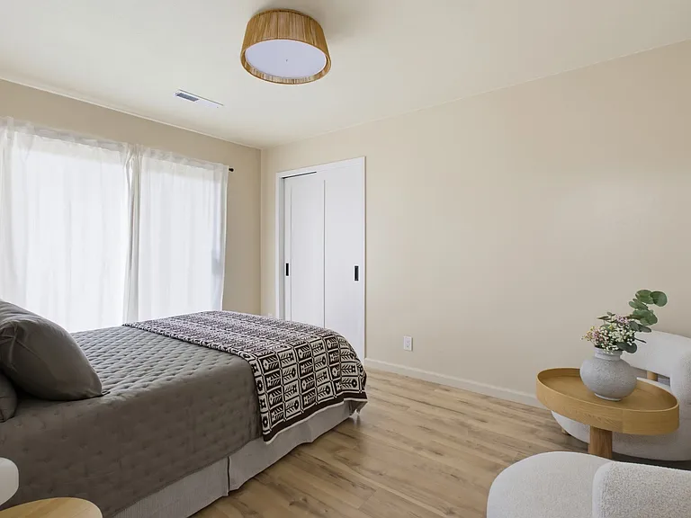 Guest room (Pic 6)