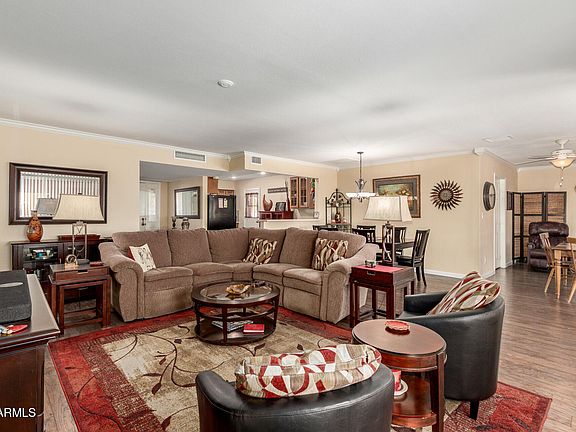3rd image of 10256 N 109TH Avenue