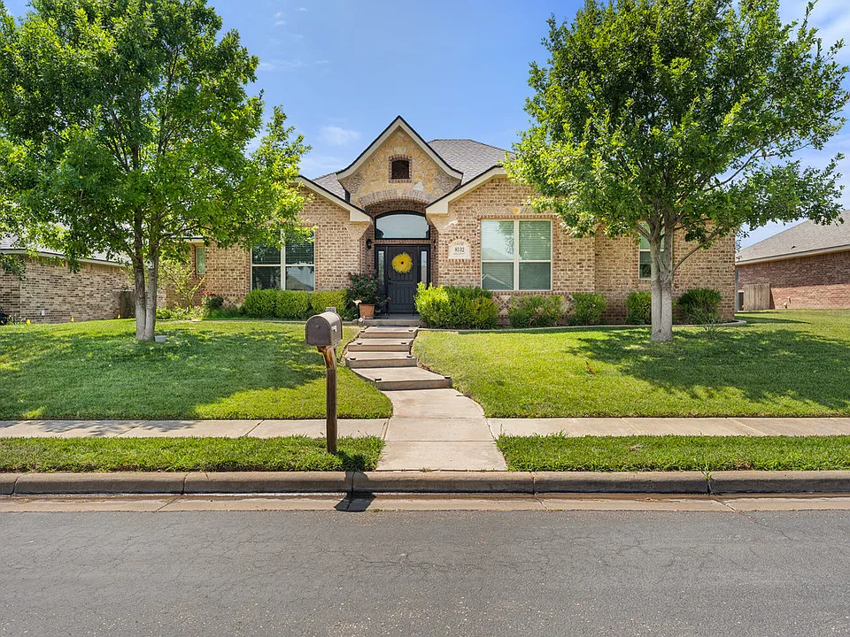 8102 Shreveport Dr