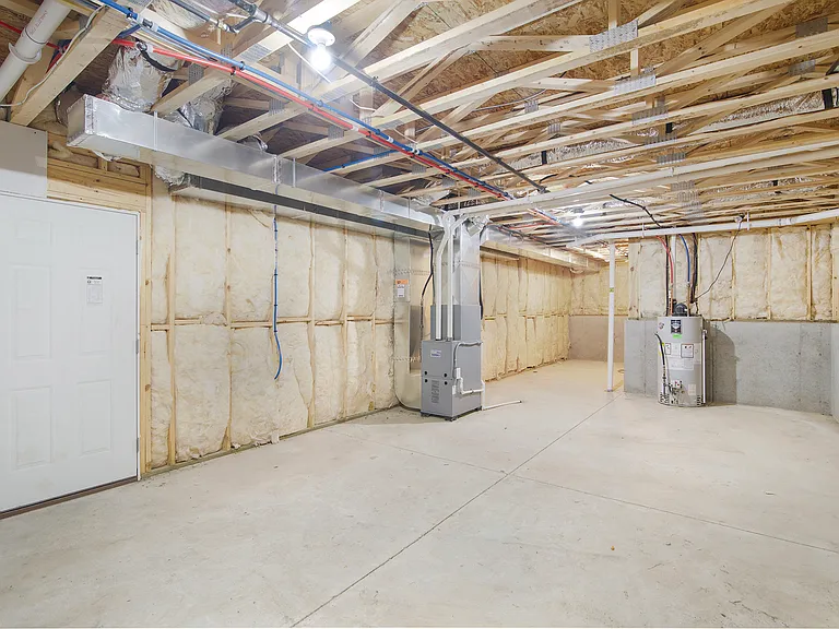 2643 Redwood Ave — Photo 22