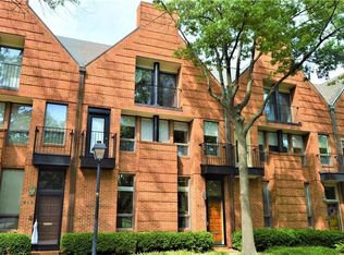 915 Botetourt Gdns, Norfolk, VA 23507