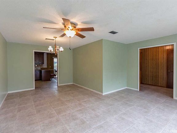 5th image of 2250 NW 14th Ave