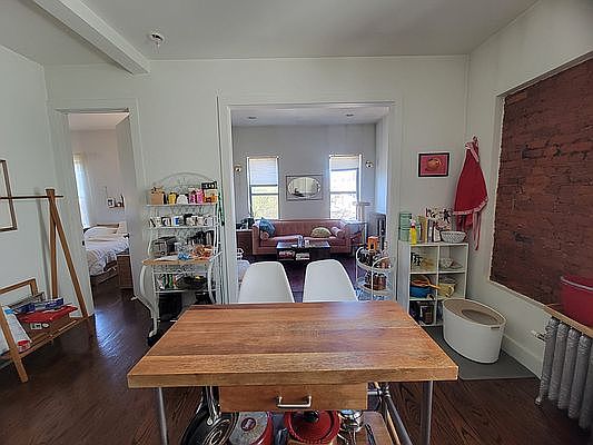 5th image of 860 Nostrand Ave