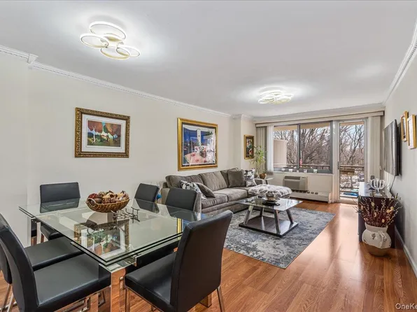 22055 46th Avenue #3M, Bayside, NY 11361