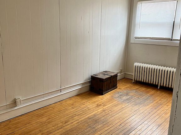 4th image of 2124 Como Ave SE APT 5