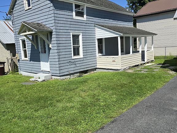 2nd image of 29 1/2 Center St