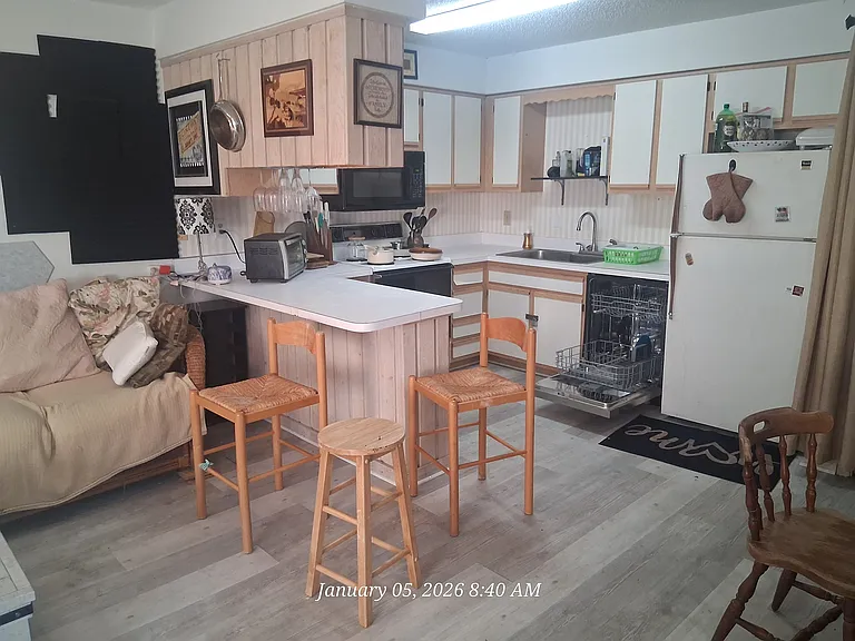 Barnacle Ln — Photo 39