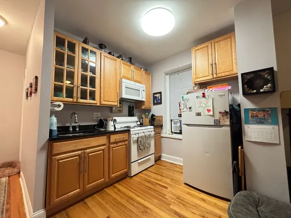 550 Ocean Avenue image 1 of 6