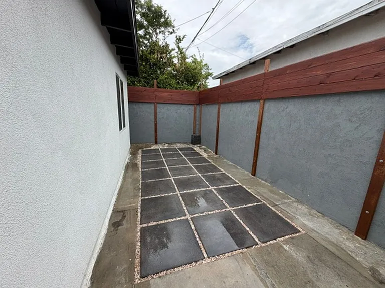 2538 W California St — Photo 15