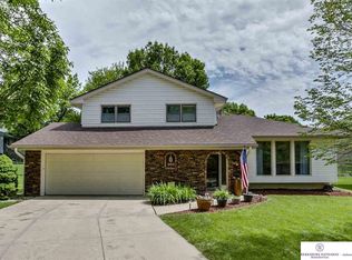 303 S 154th St, Omaha, NE 68154