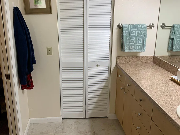 400 Meravan Ct — Photo 19