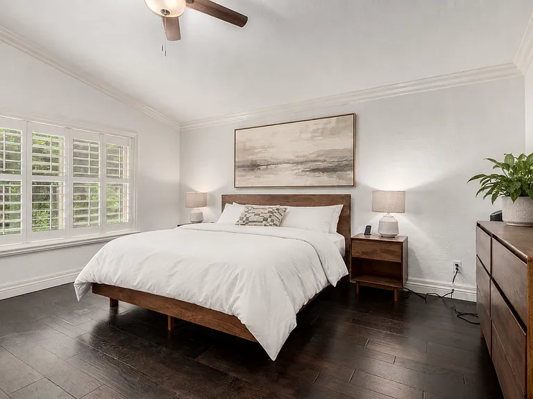 2026 E Cortez Dr — Photo 13