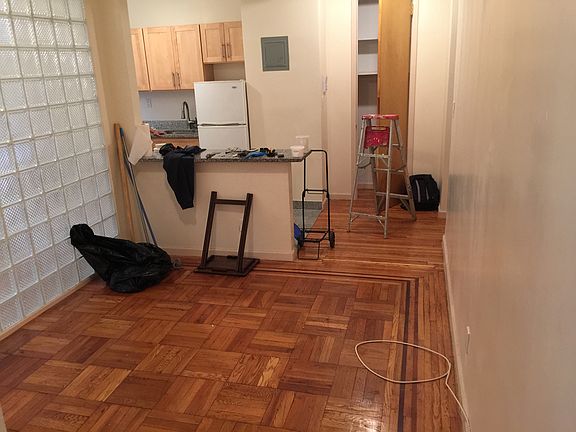 5th image of 506 W 213th St